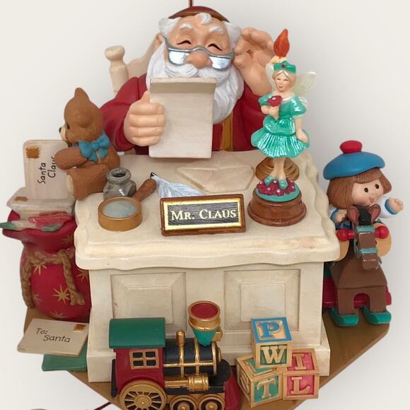 Hallmark NWT Talking Letters to Santa Claus Magic Christmas Ornament 2006 - Picture 3 of 10